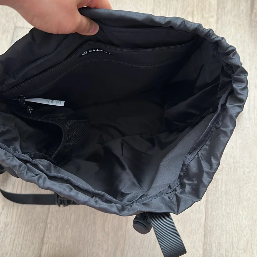 lululemon athletica excellent used